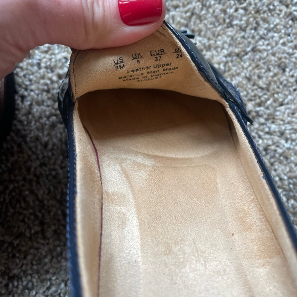 Naturalizer August loafers size 7 - Picture 6 of 6